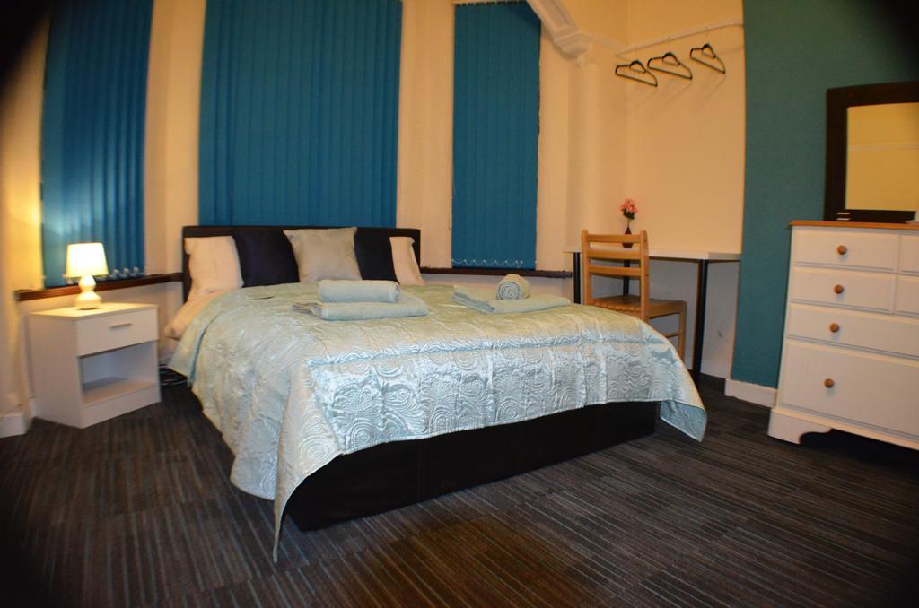 Birchfields Guest House Манчестер Экстерьер фото